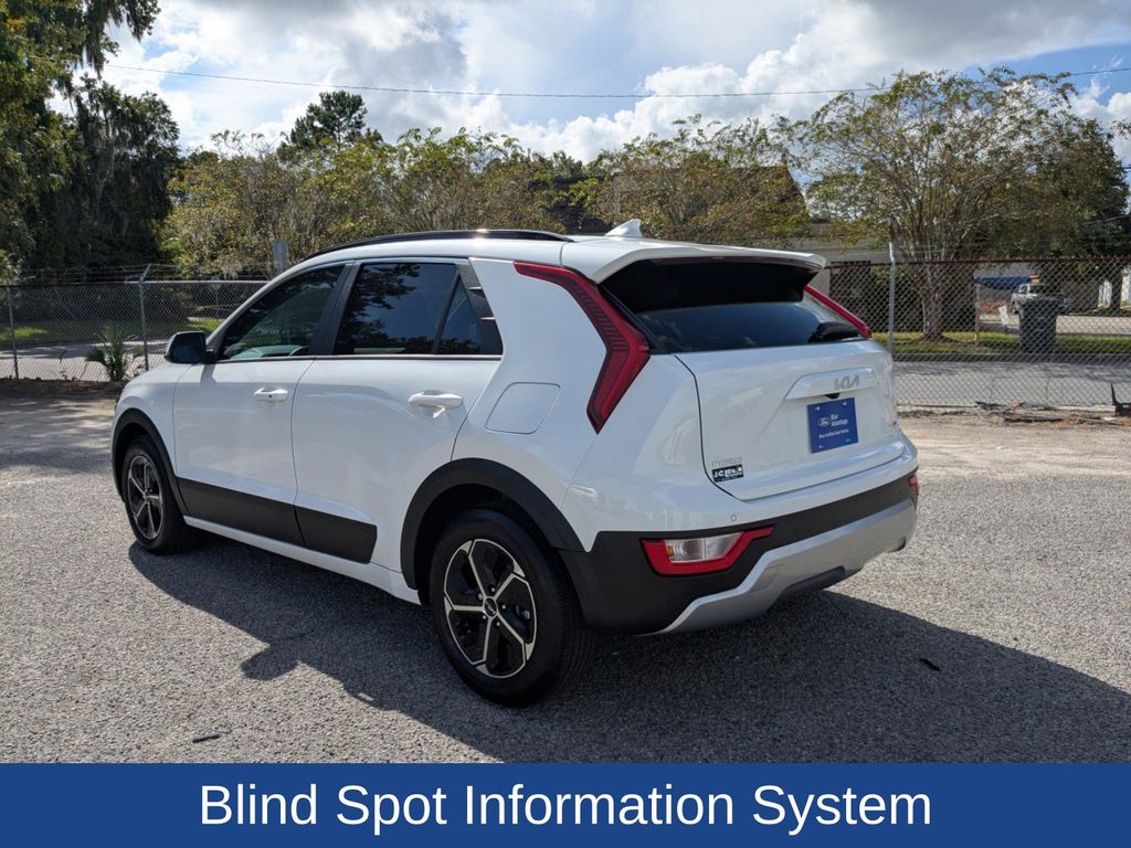 2025 Kia Niro EX