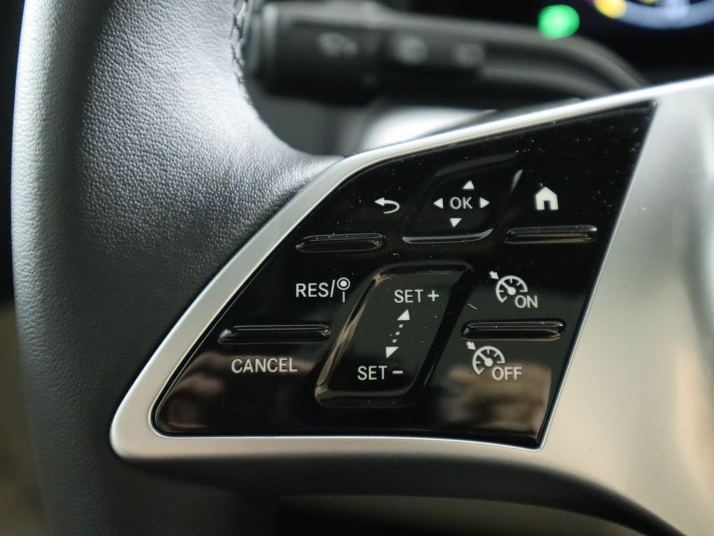 Thumbnail: 2026 Mercedes-Benz GLB - 12