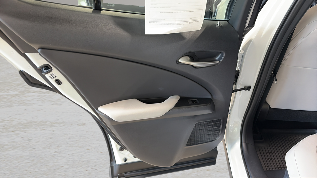 2025 Lexus UX