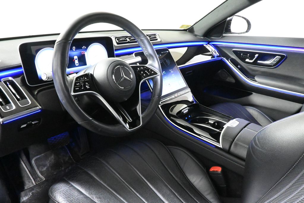 Thumbnail: 2023 Mercedes-Benz S-Class - 15