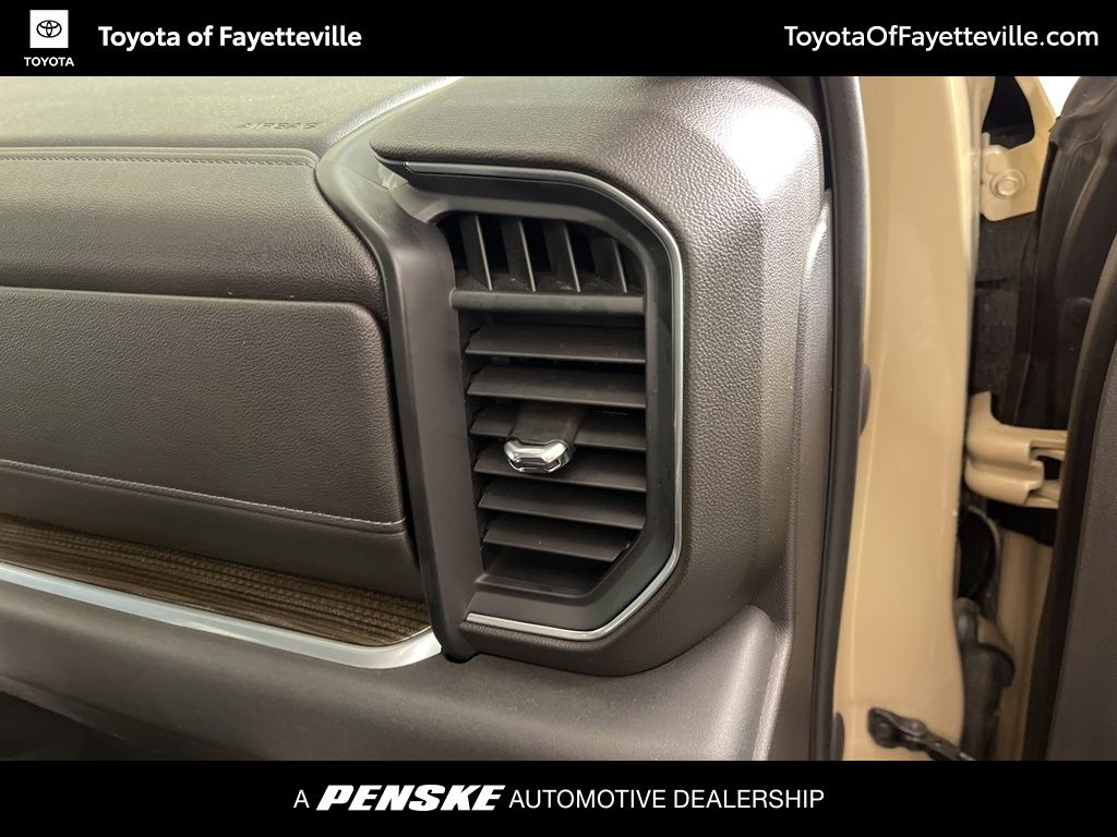Thumbnail: 2022 Chevrolet Silverado 1500 - 20