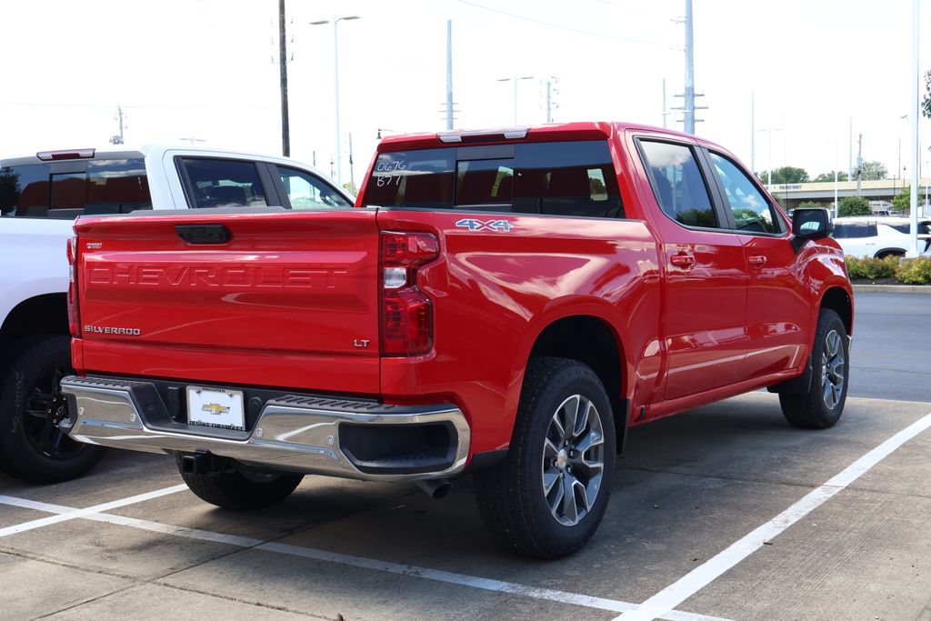 Thumbnail: 2026 Chevrolet Silverado 1500 - 7