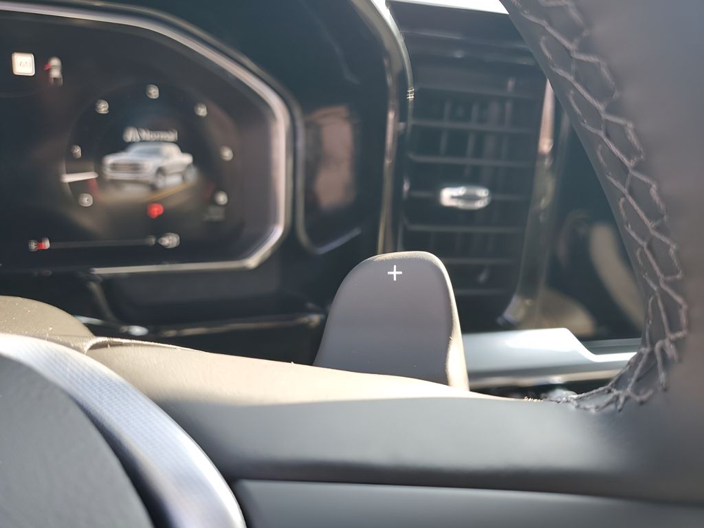 New 2026  GMC Elevation image 37