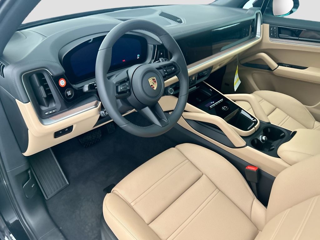 Thumbnail: 2026 Porsche Cayenne - 4