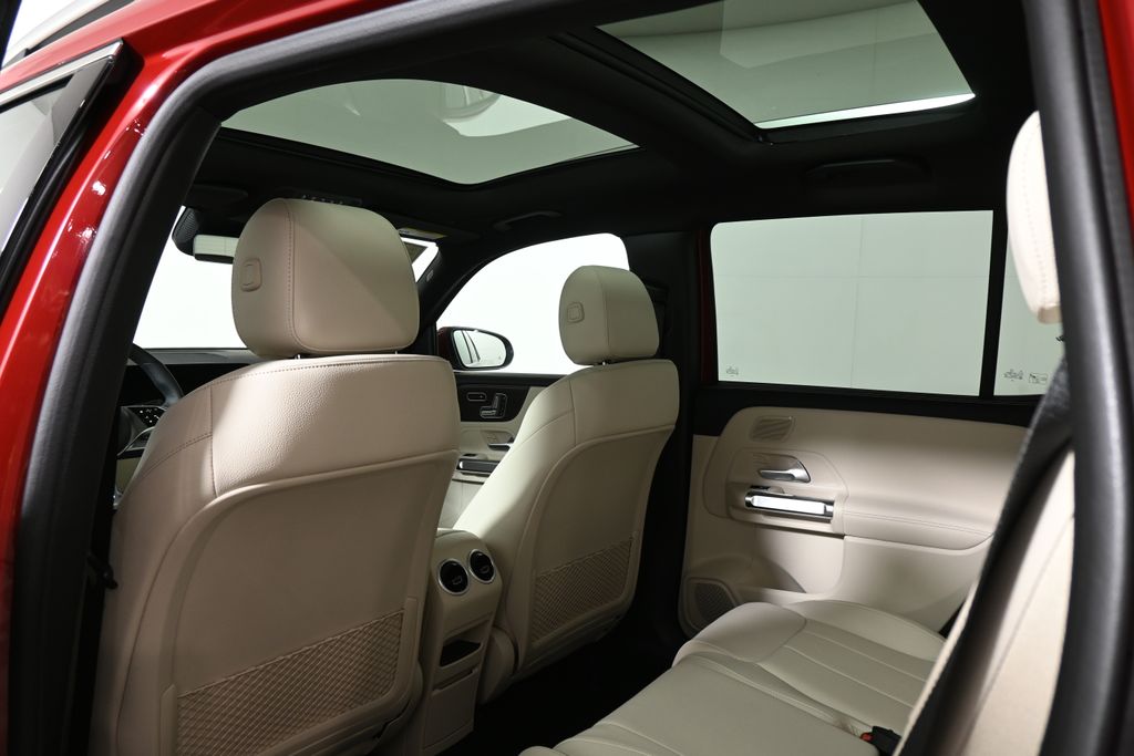 Thumbnail: 2026 Mercedes-Benz GLB - 26