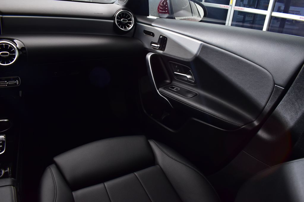 Thumbnail: 2019 Mercedes-Benz A-Class - 26