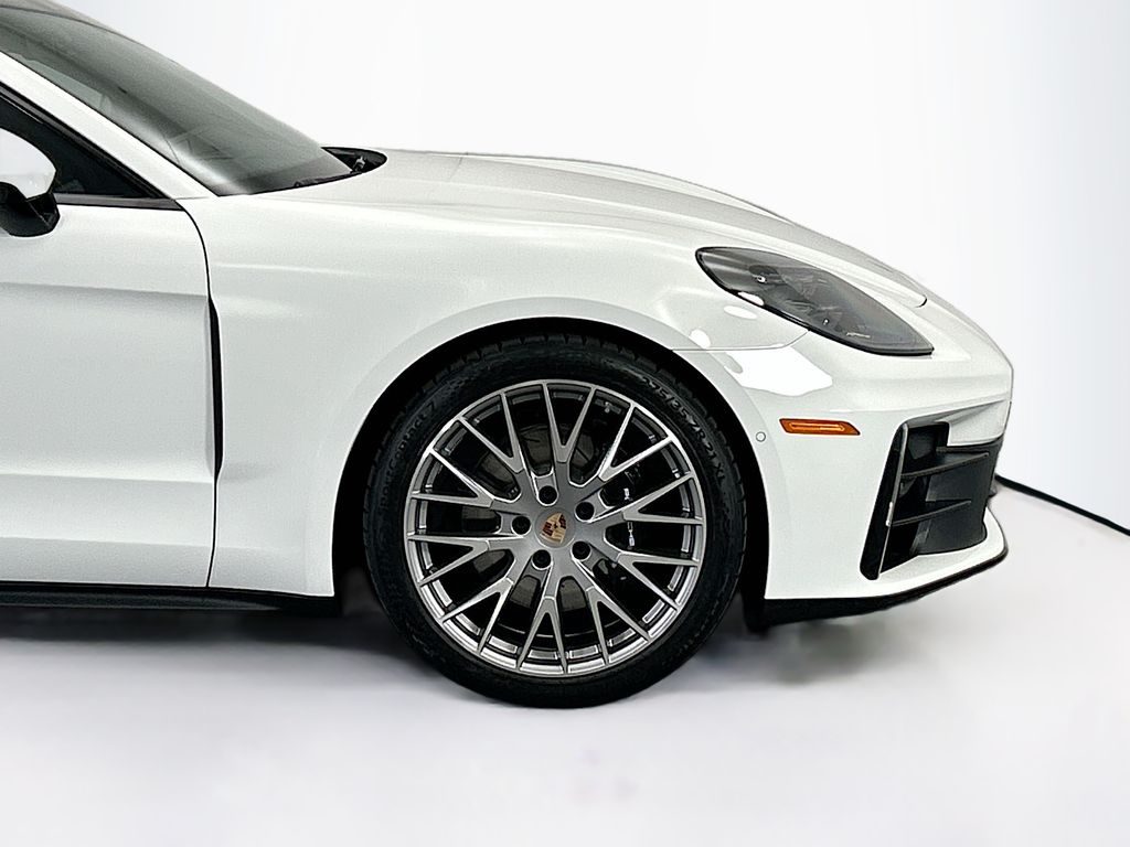 Thumbnail: 2026 Porsche Panamera - 11