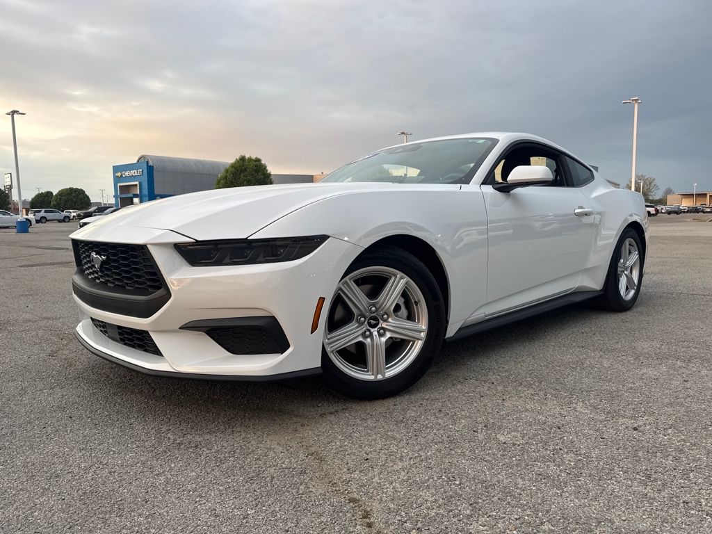 2026 Ford Mustang EcoBoost Fastback RWD