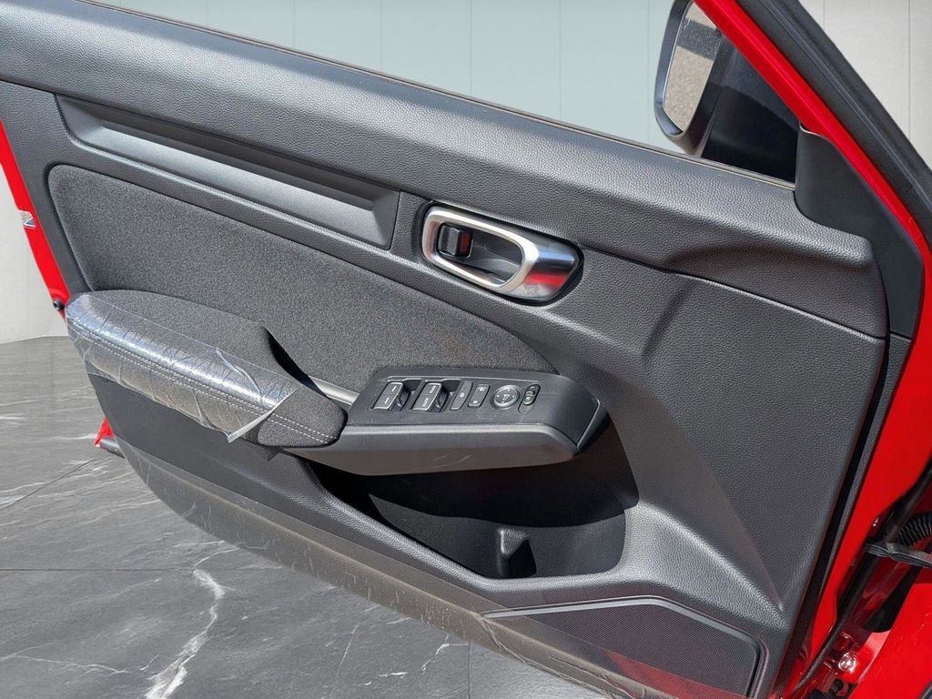 2026 Honda Civic Hatchback Sport - Photo 12