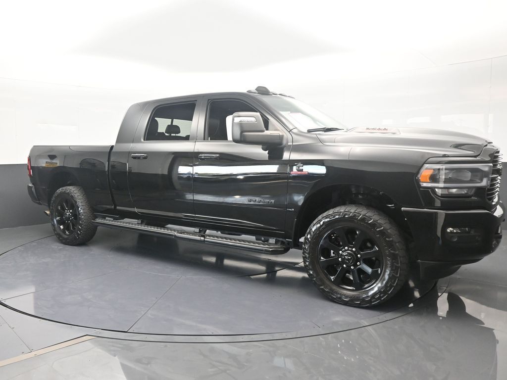 Used 2024 Diamond Black Crystal Pearlcoat Ram Laramie image 8