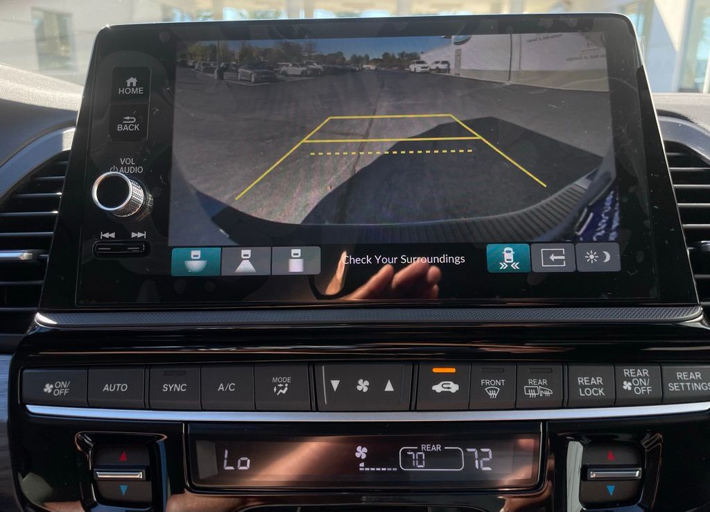 Thumbnail: 2026 Honda Odyssey - 17
