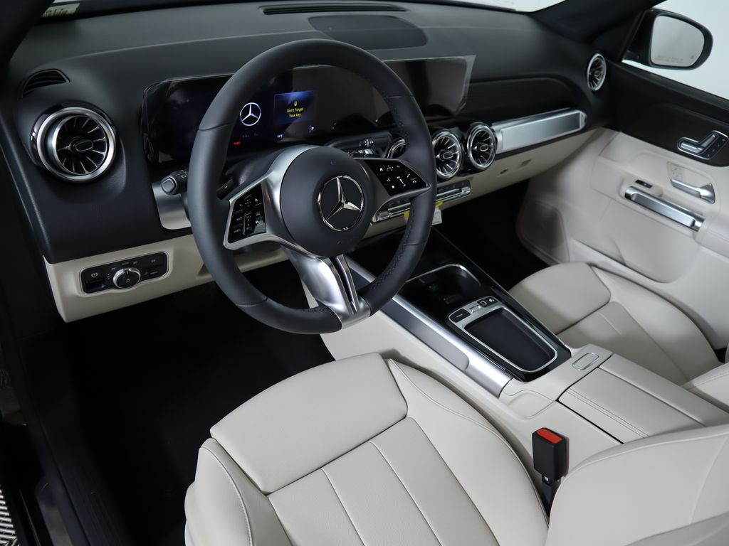 Thumbnail: 2025 Mercedes-Benz EQB - 10
