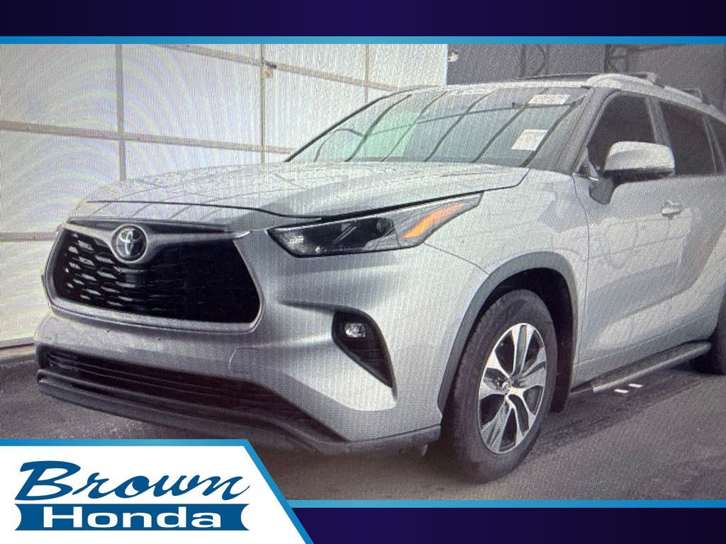 2023 Toyota Highlander XLE - 0