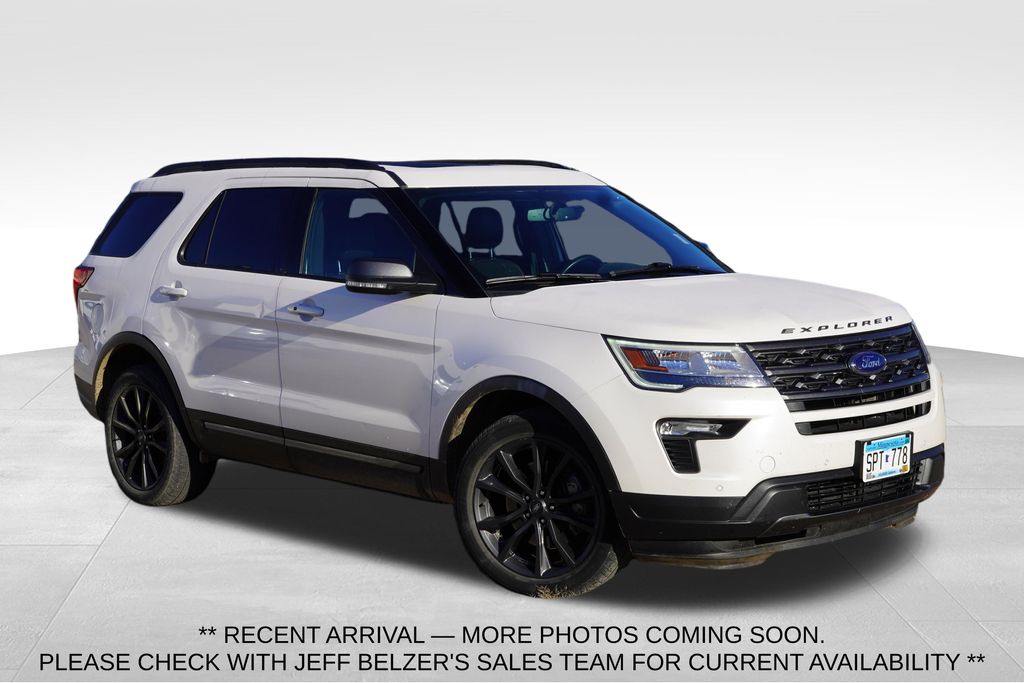 White Platinum Metallic Tri-Coat 2018 Ford Explorer SUV / Crossover All-Wheel Drive 6-Speed Automatic