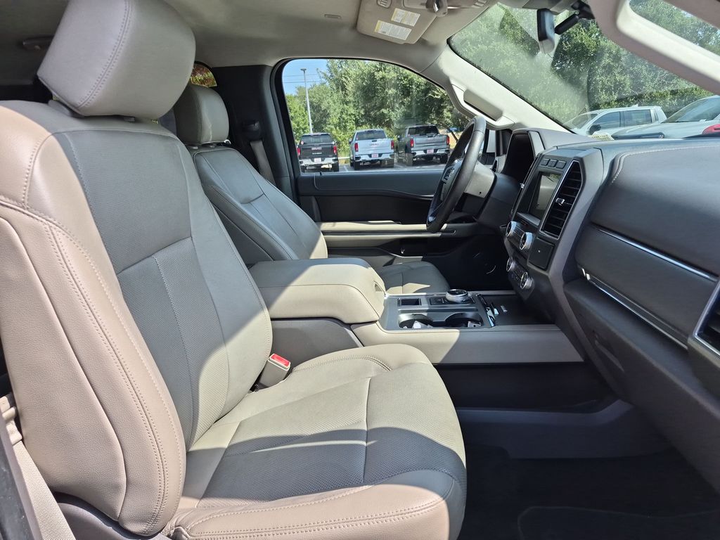 Used 2018 White Ford XLT image 40