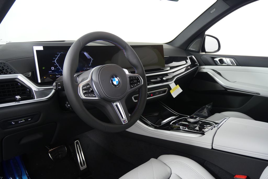 Thumbnail: 2026 BMW X5 - 13