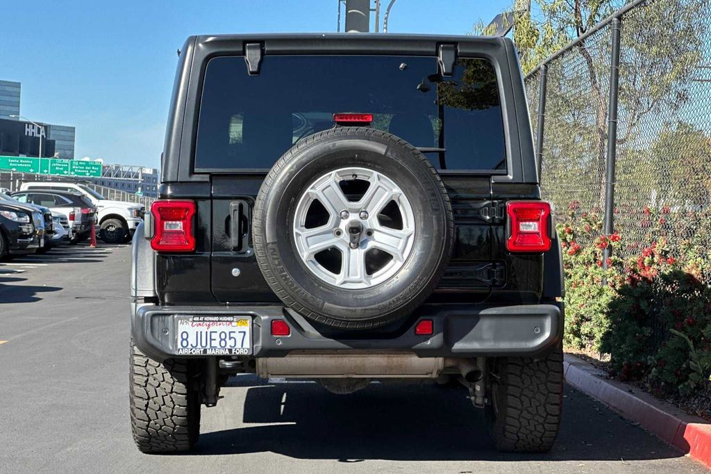 2018 Jeep Wrangler Unlimited Sport S 7