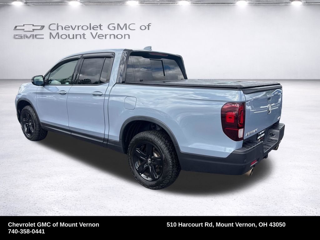 2023 Honda Ridgeline Black Edition - Image 5
