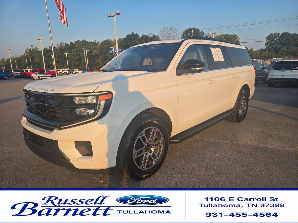 Oxford White 2025 Ford Expedition SUV / Crossover 4X2 Automatic