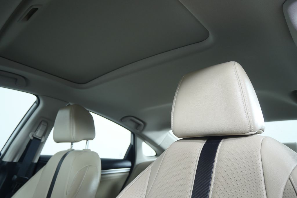 Thumbnail: 2017 Honda Civic - 12