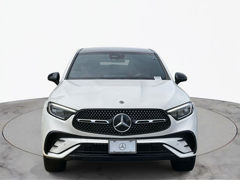 2024 Mercedes-Benz GLC 300 2