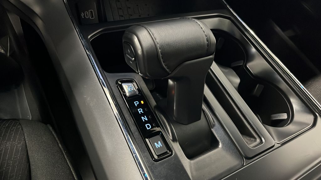 Used 2025 Carbonized Gray Metallic Ford XLT image 18