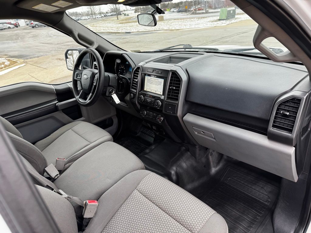2019 Ford F-150 XLT photo