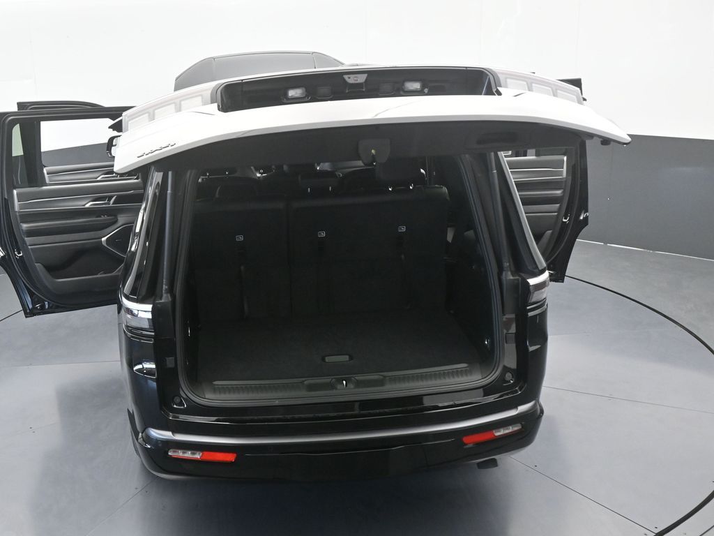 New 2026 High Gloss Black Jeep  image 31