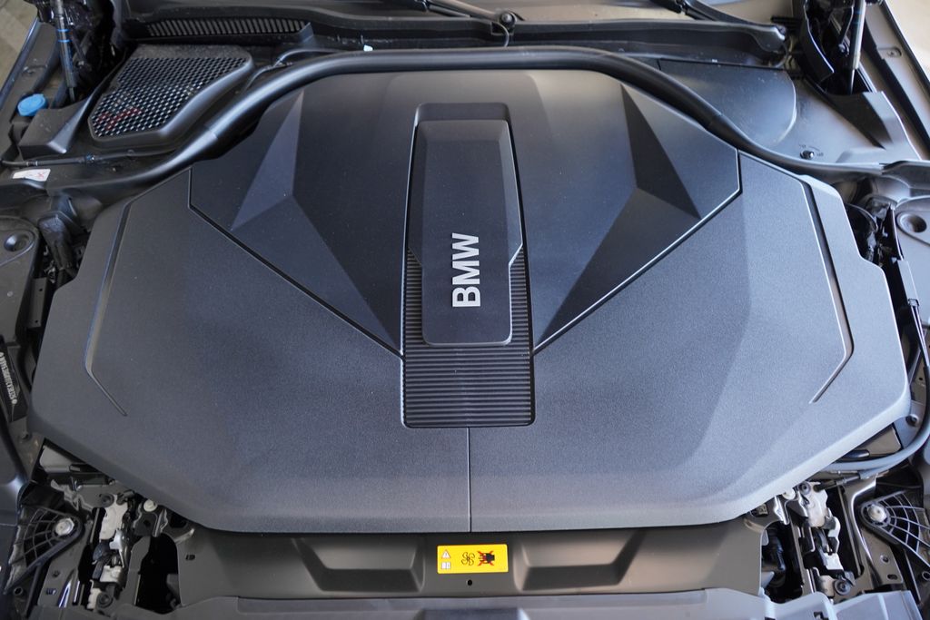 Thumbnail: 2026 BMW i5 - 22