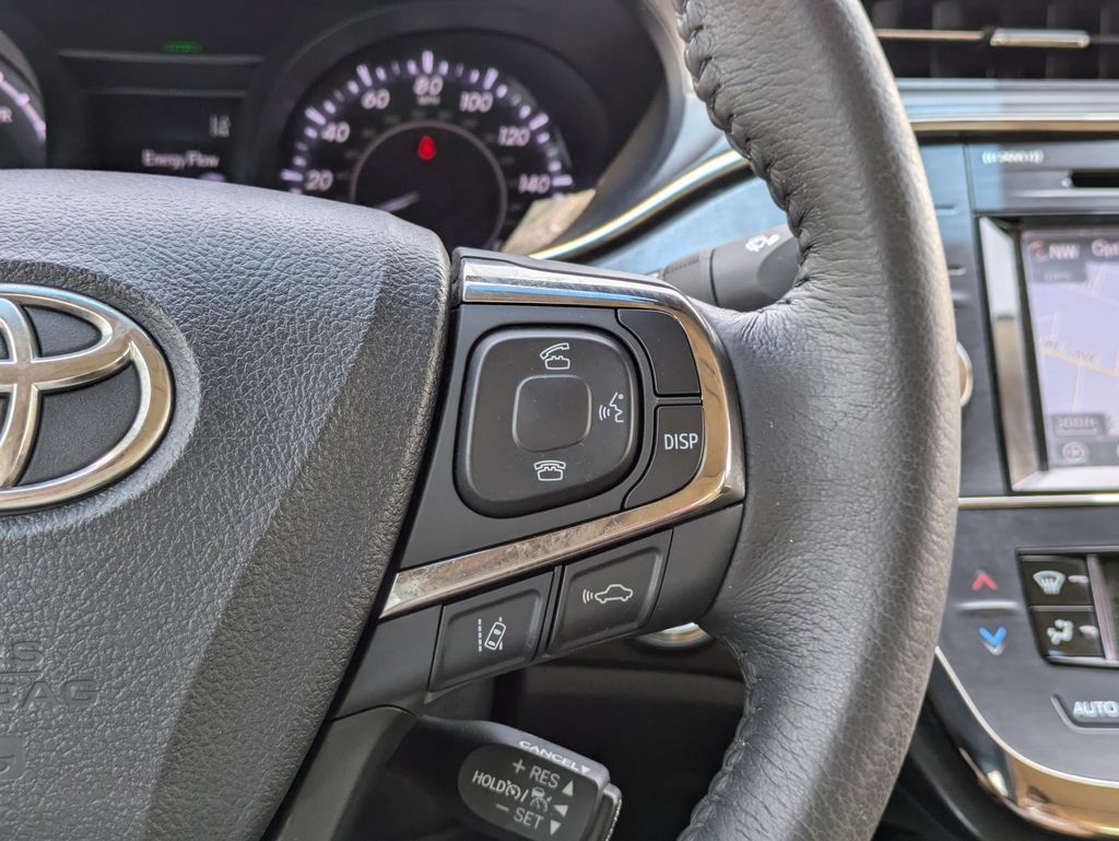 2018 Toyota Avalon Hybrid XLE Premium