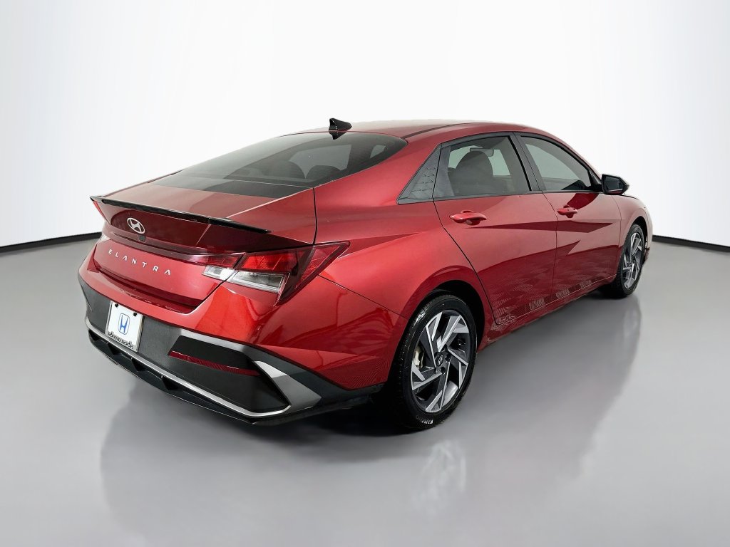 Thumbnail: 2025 Hyundai Elantra - 5