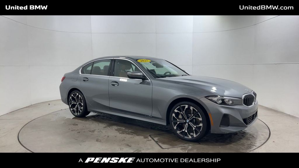 Thumbnail: 2025 BMW 3 Series - 2