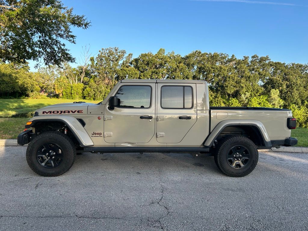 Thumbnail: 2020 Jeep Gladiator - 2