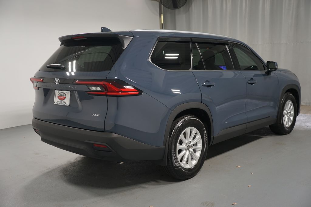 Thumbnail: 2025 Toyota Grand Highlander - 8