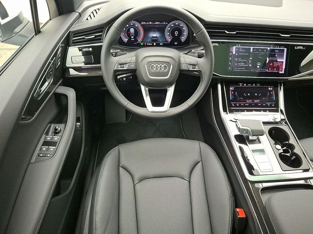 Thumbnail: 2026 Audi Q7 - 6