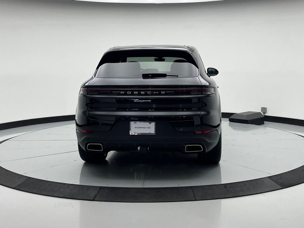 Thumbnail: 2025 Porsche Cayenne - 8
