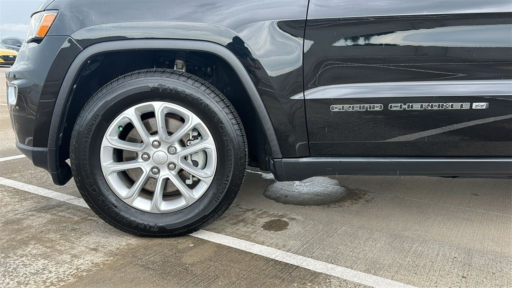 2022 Jeep Grand Cherokee WK Laredo X Black at Cook Ford