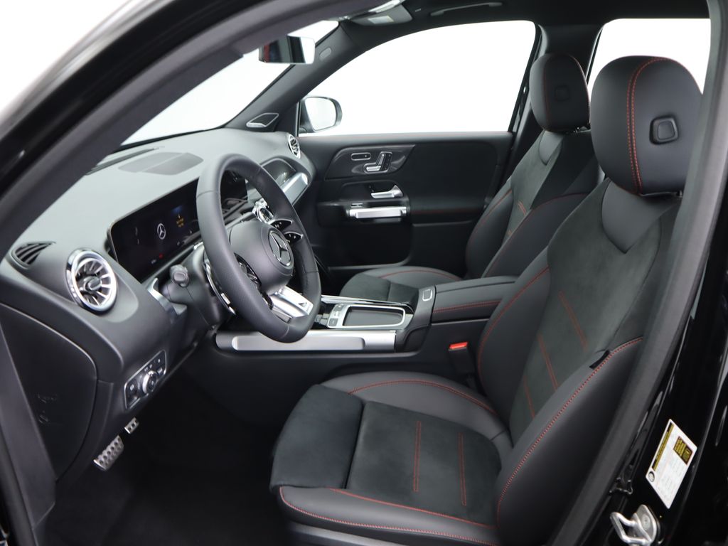 Thumbnail: 2025 Mercedes-Benz GLB - 19