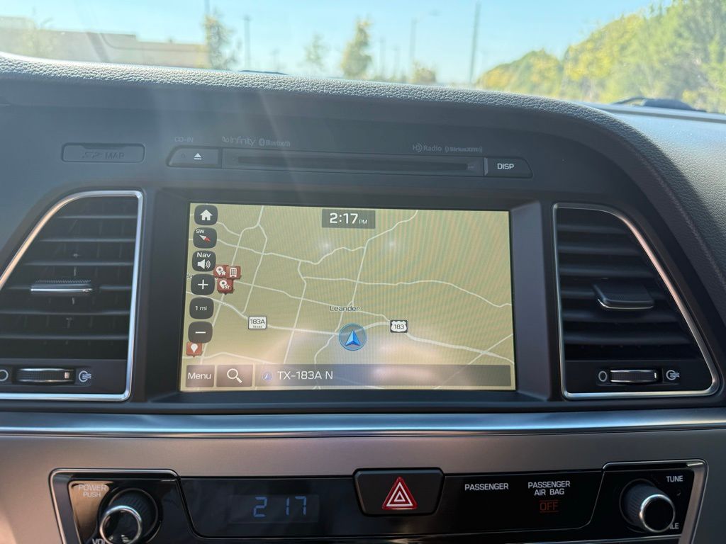 Thumbnail: 2015 Hyundai Sonata - 18