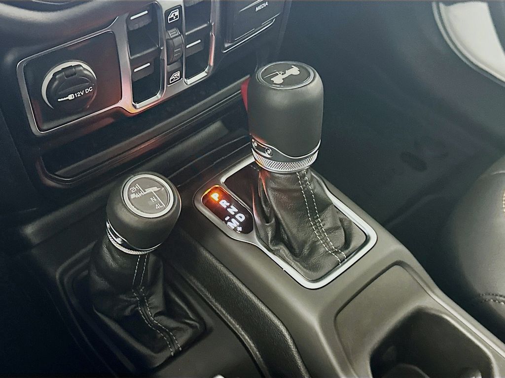 New 2026 White/off-white Jeep Sahara image 12