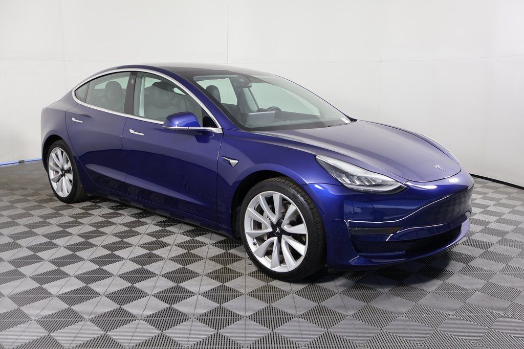 Thumbnail: 2020 Tesla Model 3 - 3