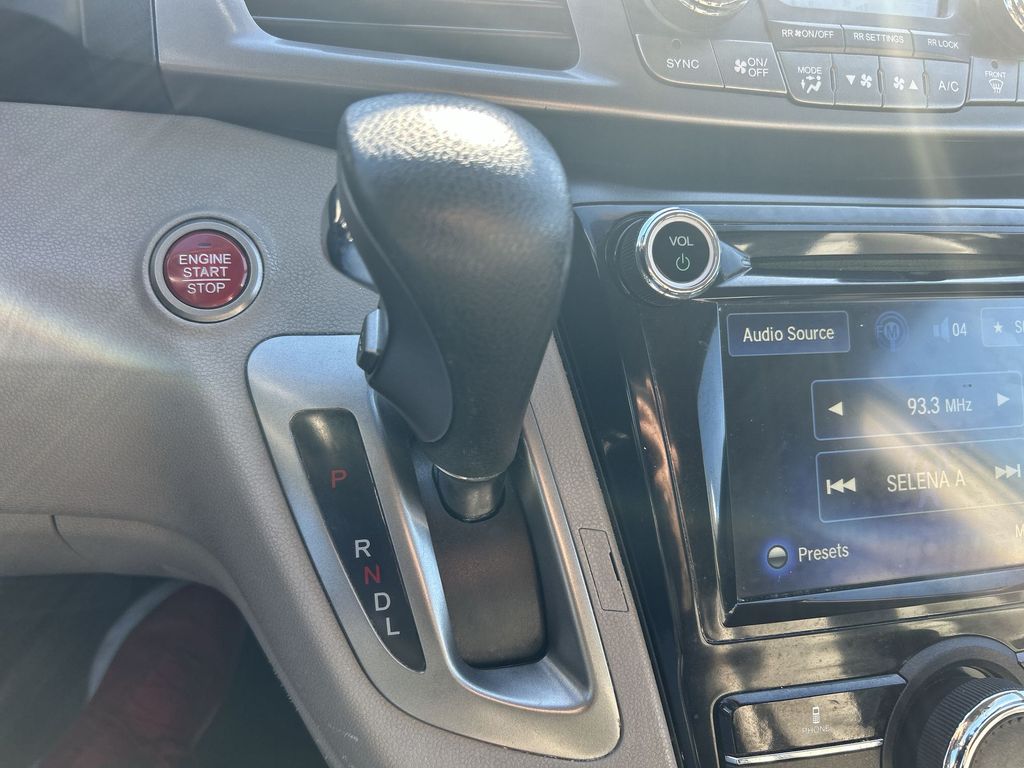 Thumbnail: 2016 Honda Odyssey - 19