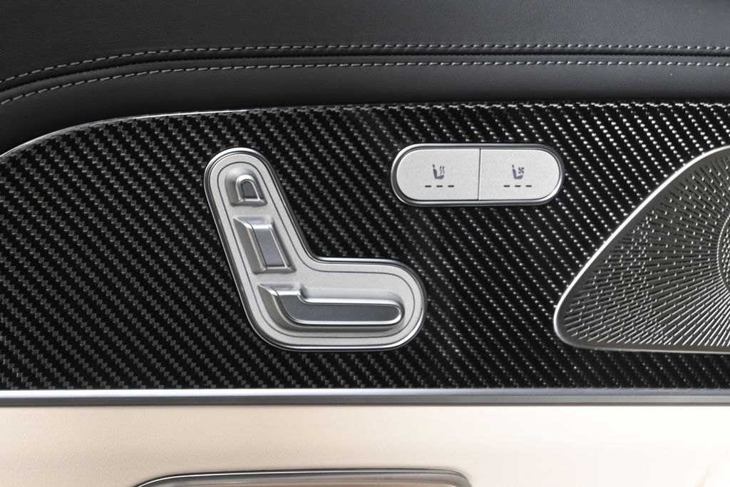 Thumbnail: 2026 Mercedes-Benz GLS - 30