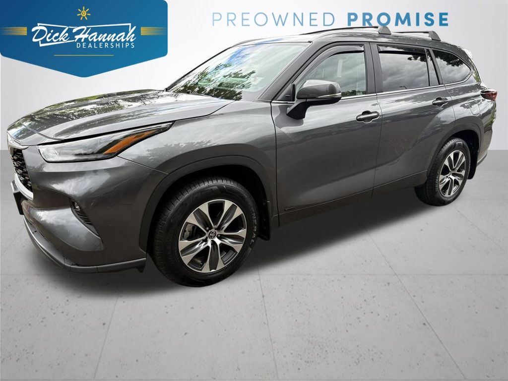 2024 Toyota Highlander Hybrid XLE