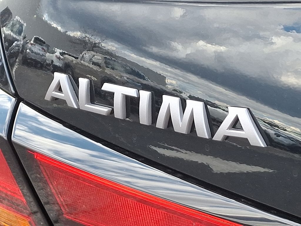 Thumbnail: 2025 Nissan Altima - 11
