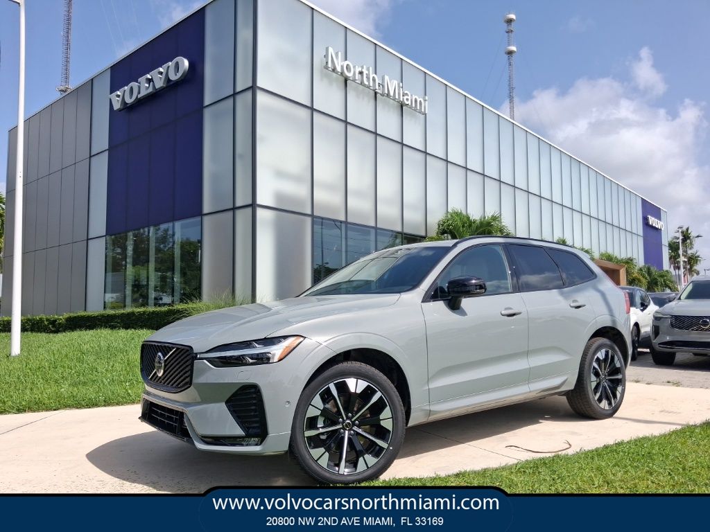 2026 Volvo XC60 Plus
