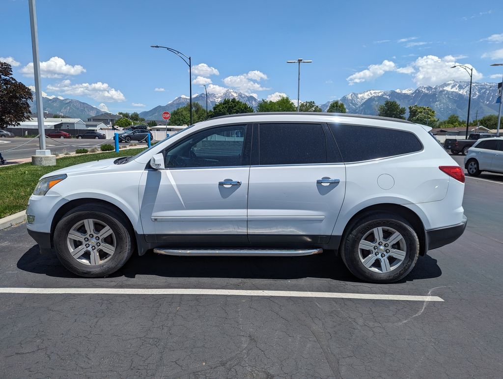 2010 Chevrolet Traverse LT 5