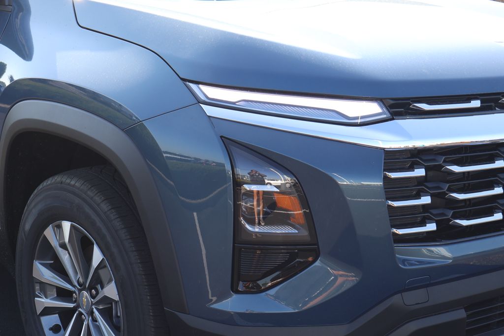 Thumbnail: 2026 Chevrolet Equinox - 3