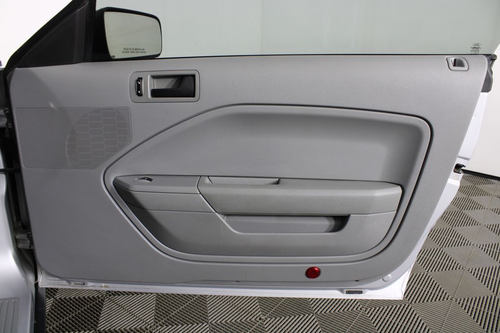 Used 2006 Ford Mustang for sale in 