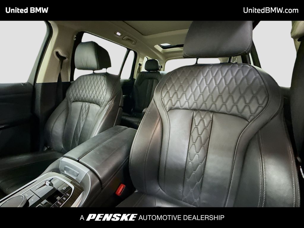 Thumbnail: 2023 BMW X7 - 5